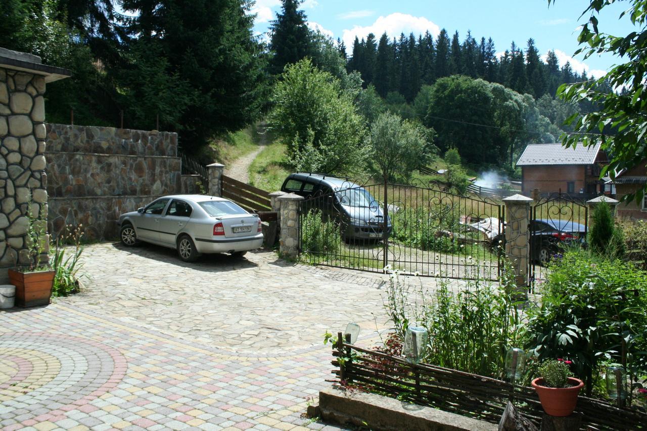 Skarbivka Hotel Vorokhta Exterior photo